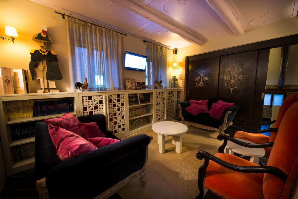Borgo San Faustino Country Relais And Spa Morrano Bagian luar foto