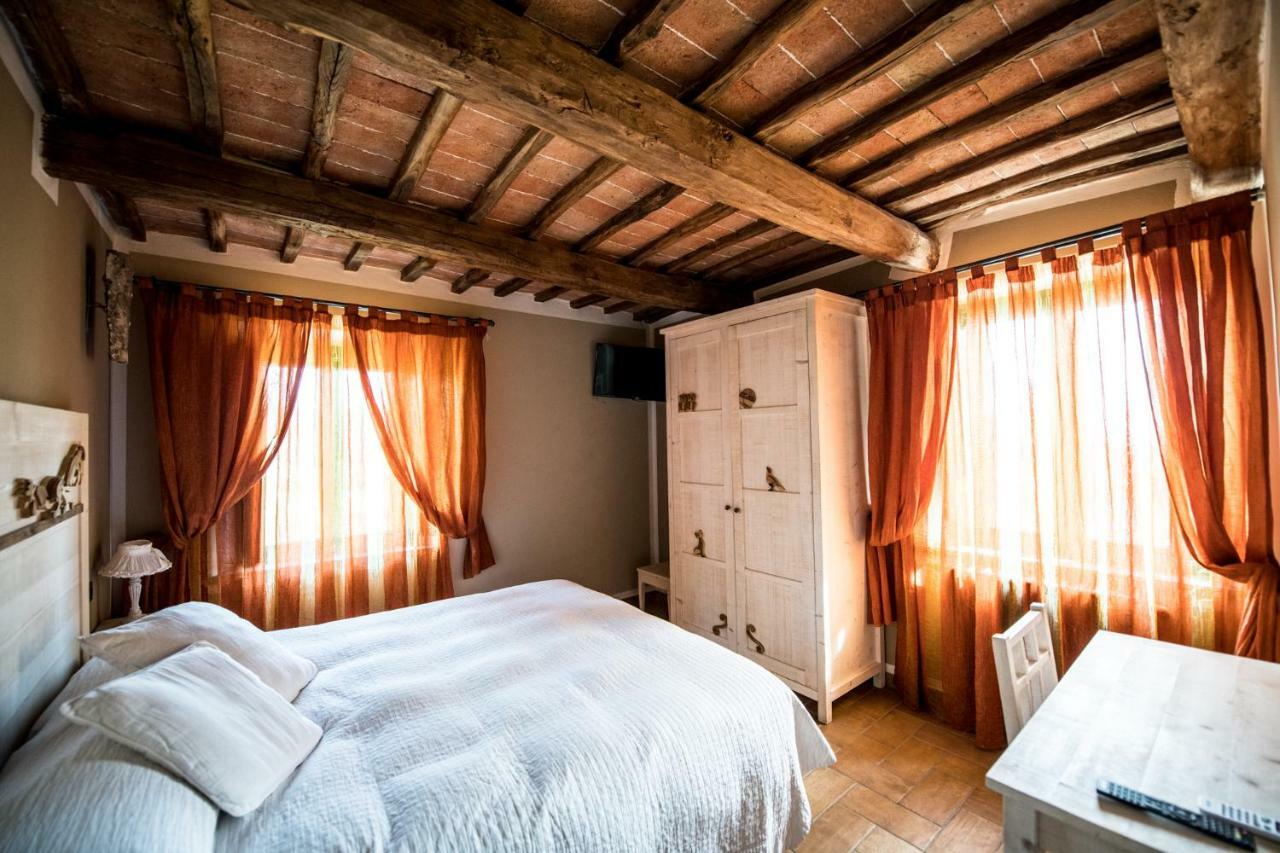 Borgo San Faustino Country Relais And Spa Morrano Bagian luar foto