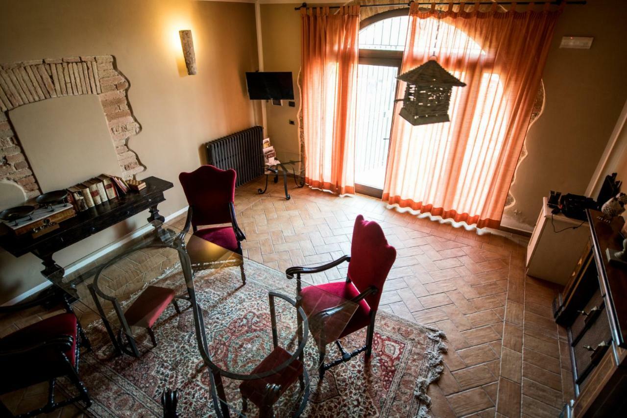 Borgo San Faustino Country Relais And Spa Morrano Bagian luar foto